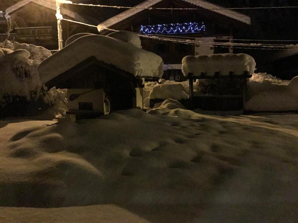 Bed And Breakfast Chalet Manava Morzine Bagian luar foto